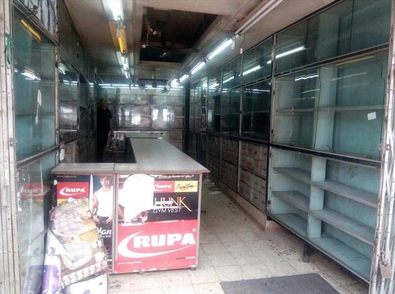 Commercial Shop 500 Sq.ft. for Sale in Beliaghata, Kolkata