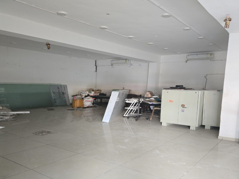  Commercial Shop 1300 Sq.ft. for Rent in Ashwin Nagar, Nashik