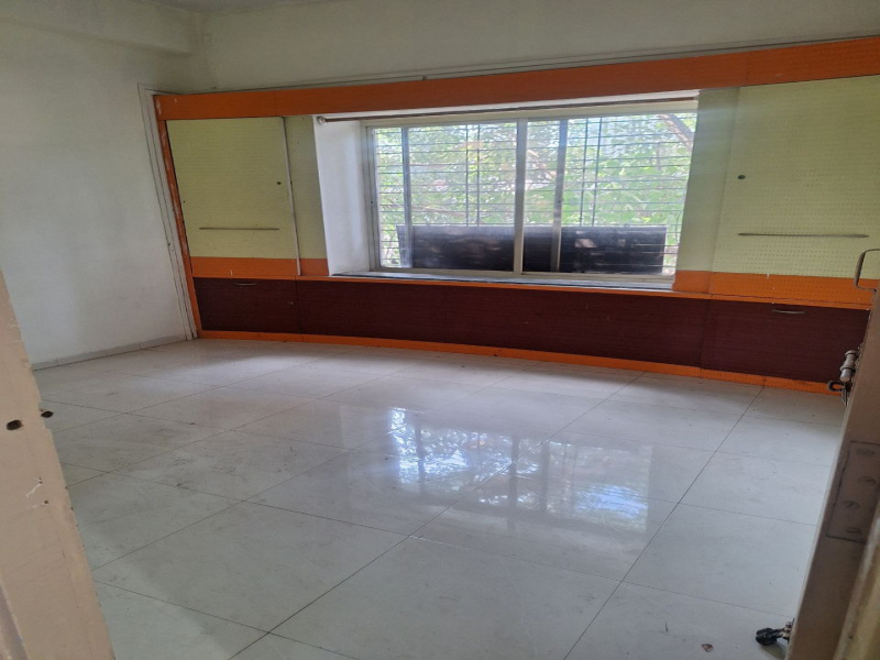  Office Space 1200 Sq.ft. for Rent in College Road, Nashik