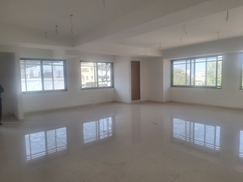  Office Space 1100 Sq.ft. for Rent in Pandit Colony, Nashik