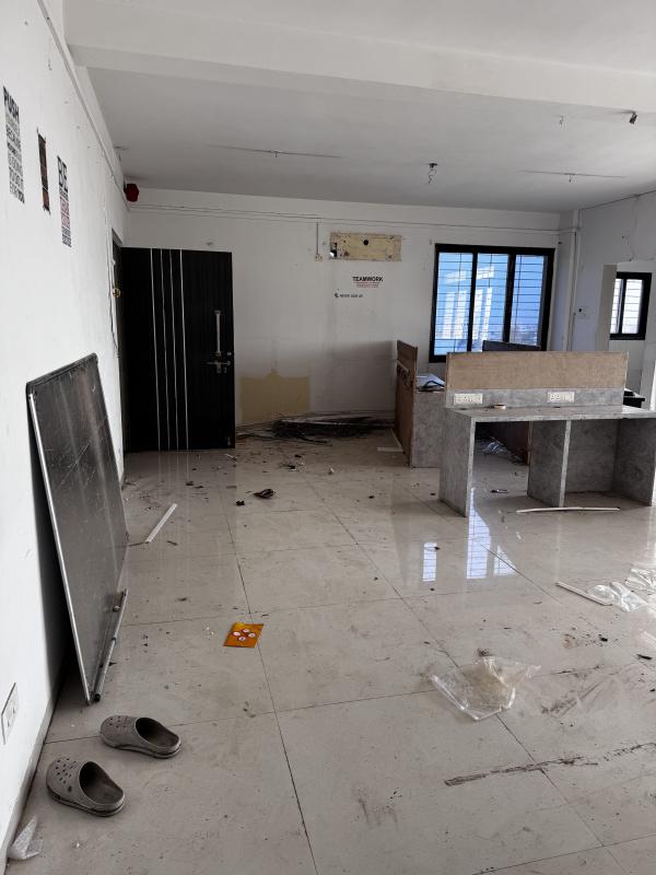  Office Space 2000 Sq.ft. for Rent in Canada Corner, Nashik
