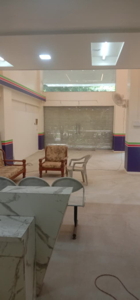  Commercial Shop 4500 Sq.ft. for Rent in Mumbai Naka, Nashik
