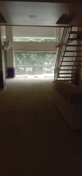  Commercial Shop 4500 Sq.ft. for Rent in Mumbai Naka, Nashik
