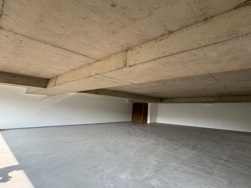  2200 Sq.ft. Office Space for Rent in College Road, Nashik