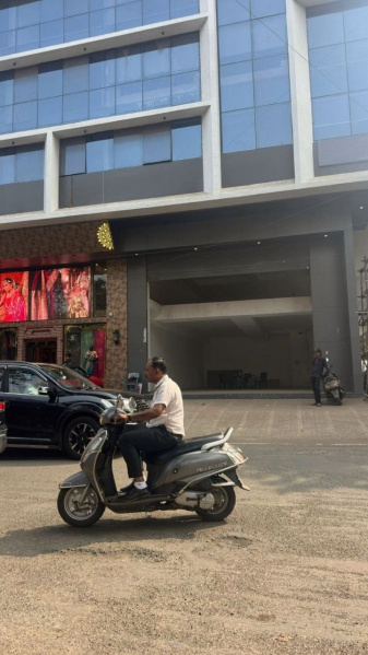  4100 Sq.ft. Commercial Shop for Rent in Sharanpur Road, Nashik
