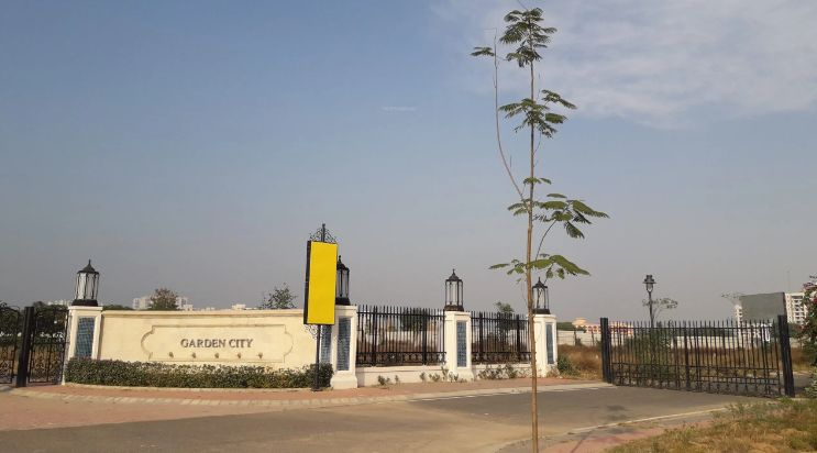  2421 Sq.ft. Residential Plot for Sale in Sector 91 Gurgaon