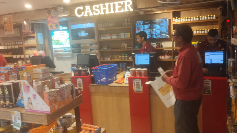  3000 Sq.ft. Commercial Shop for Rent in New Friends Colony, Delhi