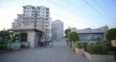 2 BHK Flat for Sale in Paschimpuri, Agra