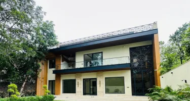 5 BHK Farm House for Sale in Dera Mandi, Delhi