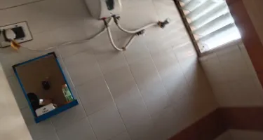 1 BHK Flat for Rent in Alkapuri, Vadodara