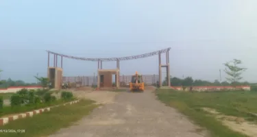 80 Feet Road, Kanpur photo 2