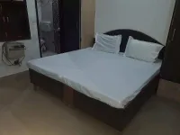  Studio Apartment for Rent in DLF Phase III, Gurgaon