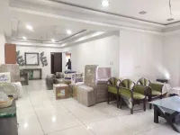 4 BHK Flat for Rent in New Alkapuri, Vadodara