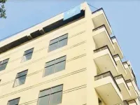  Studio Apartment for Rent in DLF Phase III, Gurgaon