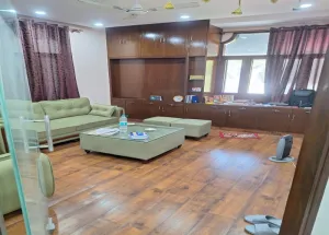 2 BHK Flats & Apartments for Sale in Block D Hauz Khas, Delhi