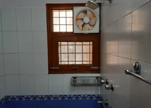 3 BHK Flats & Apartments for Sale in Sector 22 Dwarka, Delhi