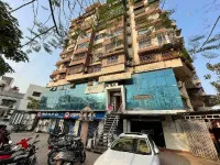  Commercial Shop for Rent in Adajan, Surat