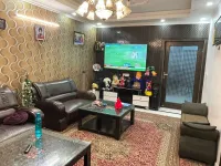 4 BHK Builder Floor for Rent in Block C Chittaranjan Park, Delhi