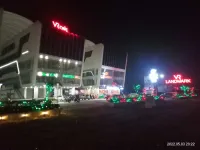  Commercial Shop for Rent in Ajwa Road, Vadodara