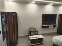 10 BHK House for Sale in Rajbagh, Srinagar
