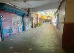Commercial Shop for Rent in DLF Phase II, Gurgaon