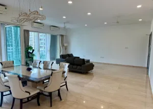 4 BHK Flat for Rent in Andheri West, Mumbai