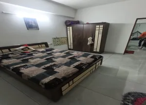 3 BHK Flat for Rent in Vaishno Devi Circle, Sarkhej, Ahmedabad