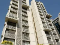 4 BHK Flat for Rent in Prahlad Nagar, Ahmedabad