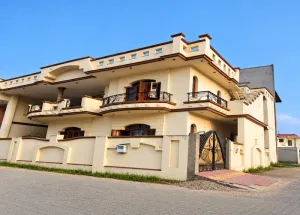 4 BHK 10 Marla House for Sale in GTB Nagar, Jalandhar