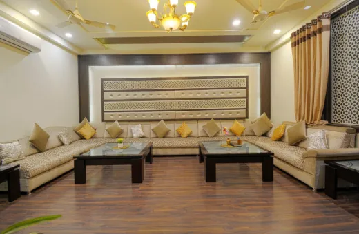 4 BHK 3200 Sq.ft. Builder Floor for Rent in Gopal Pura By Pass, Jaipur