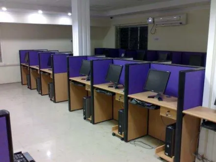  2122 Sq.ft. Office Space for Rent in Sohna Road, Gurgaon