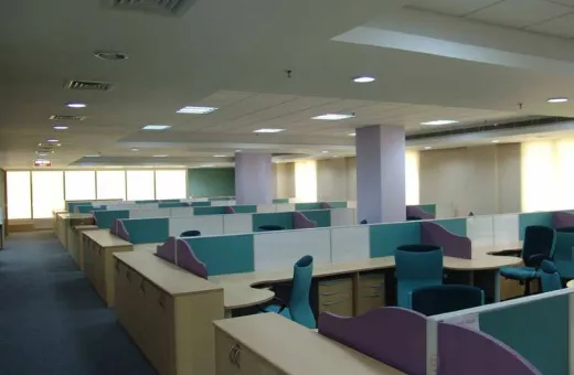  1800 Sq.ft. Office Space for Rent in Chimanlal Girdharlal Road, Ahmedabad