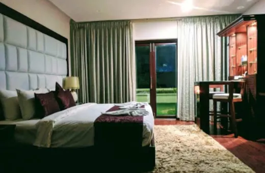  33000 Sq. Meter Hotels for Sale in Karaswada, North Goa
