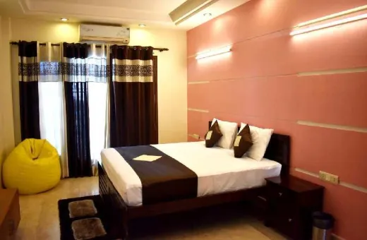 1 BHK 1700 Sq.ft. Studio Apartment for Rent in Block B, Sushant Lok Phase I, Gurgaon