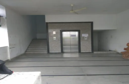  2400 Sq.ft. Office Space for Rent in Hitech City, Hyderabad