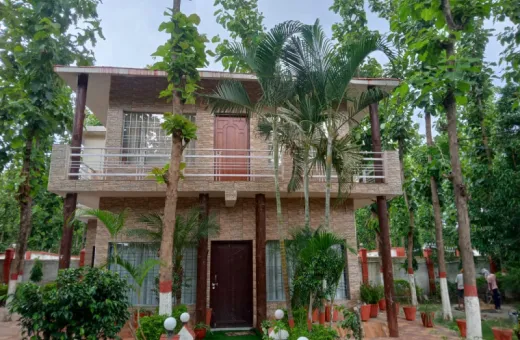  165 Sq. Yards Residential Plot for Sale in Saharanpur Road, Dehradun
