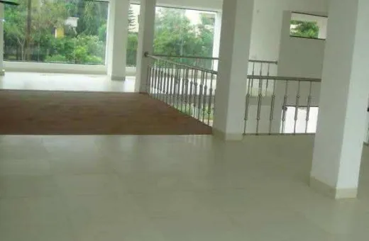  2300 Sq.ft. Showroom for Rent in Scheme No 78, Indore