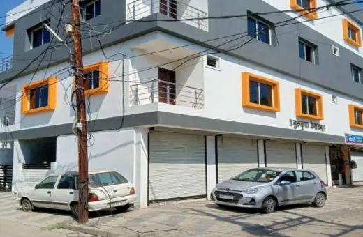  300 Sq.ft. Commercial Shop for Sale in Manavta Nagar, Indore