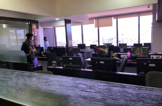  600 Sq.ft. Office Space for Rent in Goregaon Station, Goregaon East, Mumbai