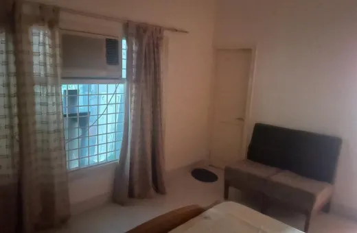 1 BHK 700 Sq.ft. Studio Apartment for Rent in Arera Colony, Bhopal