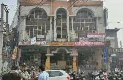  400 Sq.ft. Showroom for Rent in Ghumar Mandi, Ludhiana