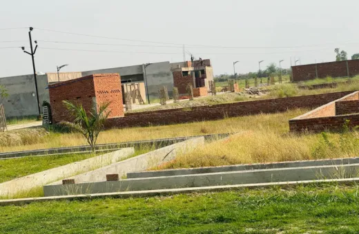  1322 Sq.ft. Residential Plot for Sale in New Jail Road, New Jail Road, Lucknow