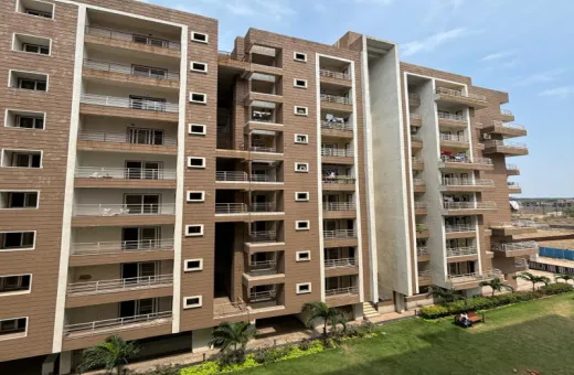 3 BHK 1550 Sq.ft. Apartment for Sale in Labhandi, Raipur