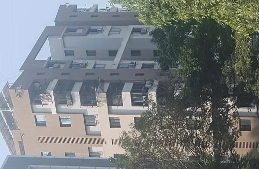 3 BHK 1730 Sq.ft. Apartment for Sale in Adajan, Surat