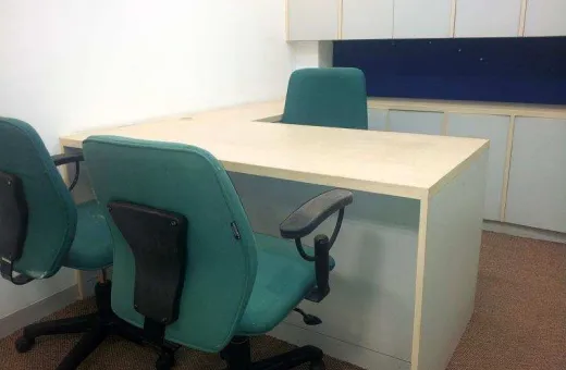  1865 Sq.ft. Office Space for Sale in Nirvana Country, Gurgaon