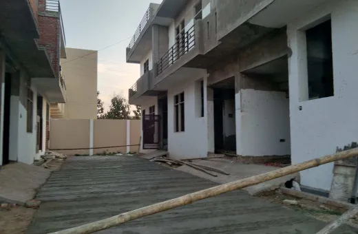 1 BHK 550 Sq.ft. House for Sale in Vibhuti Khand, Gomti Nagar, Lucknow
