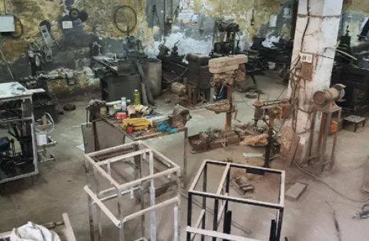  2000 Sq.ft. Warehouse for Rent in Sanjay Colony, Faridabad