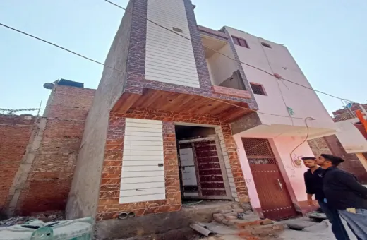 2 BHK 30 Sq. Yards House for Sale in Dwarka Mor, Delhi