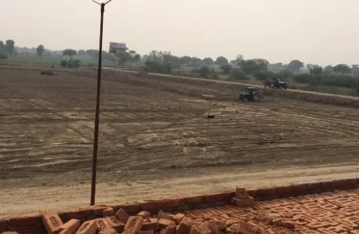  105 Sq. Yards Residential Plot for Sale in NH-19, Vrindavan