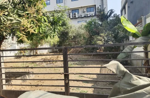  1250 Sq.ft. Residential Plot for Sale in Manjalpur, Vadodara